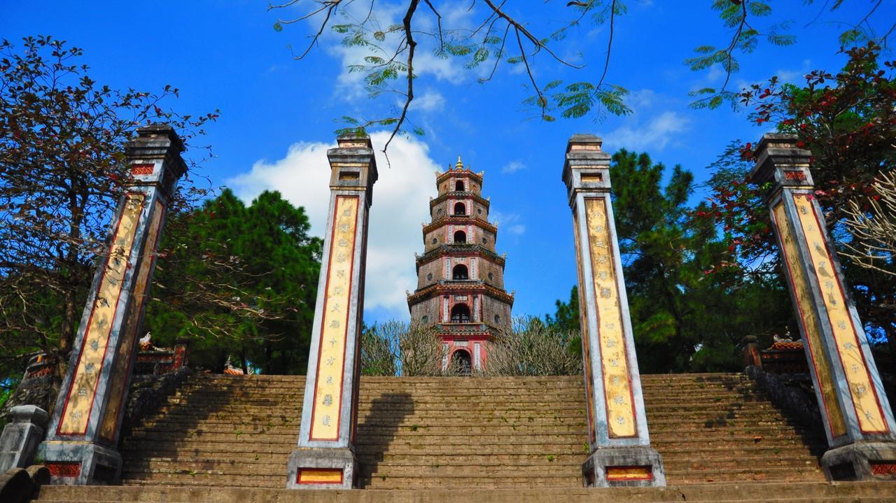 Hoang Trieu Hotel Hue Buitenkant foto