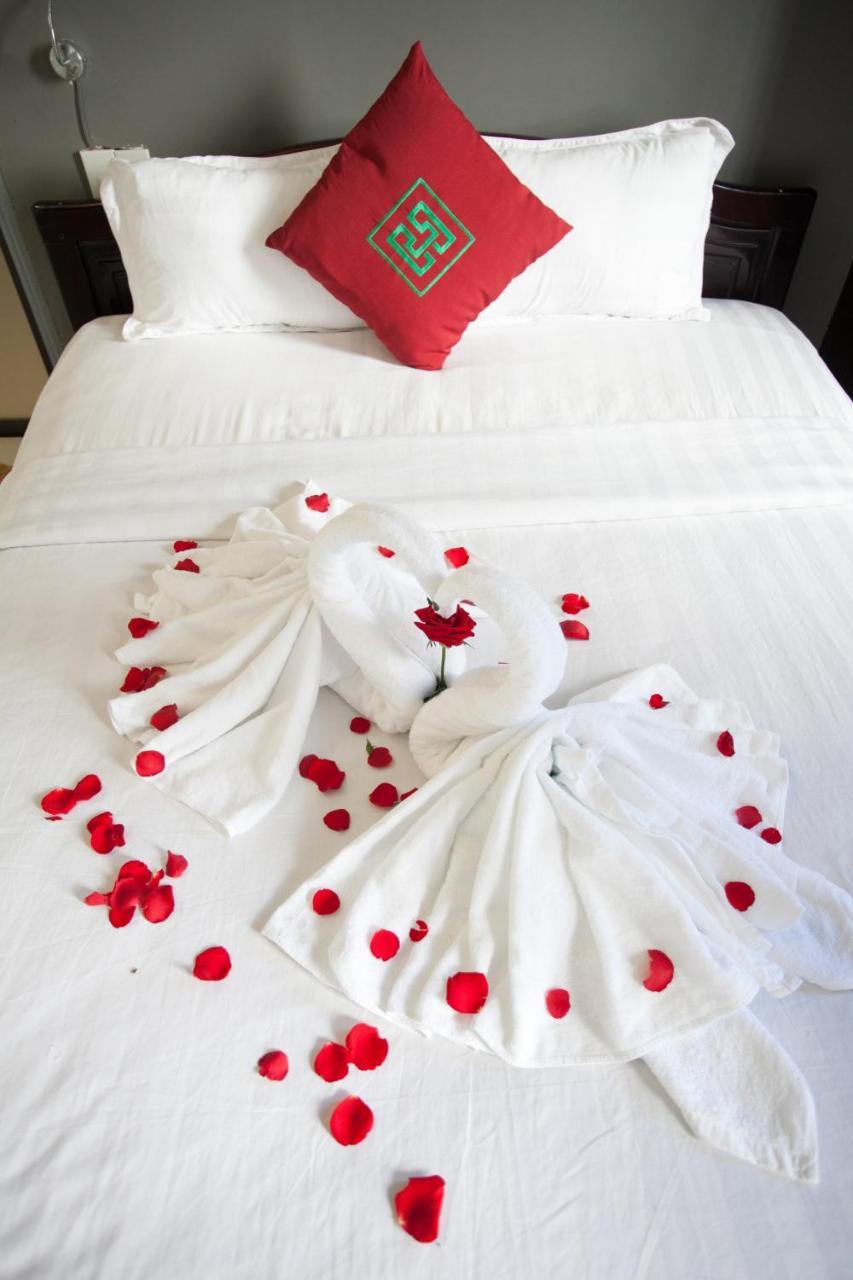 Hoang Trieu Hotel Hue Buitenkant foto