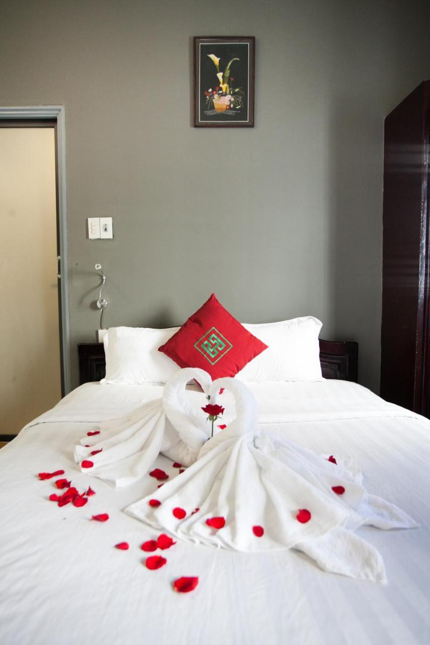 Hoang Trieu Hotel Hue Buitenkant foto