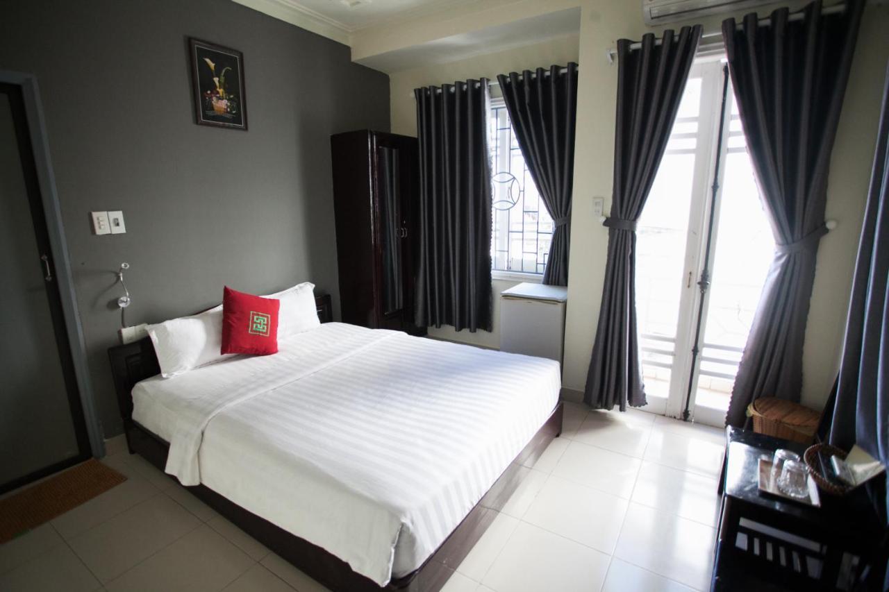 Hoang Trieu Hotel Hue Buitenkant foto