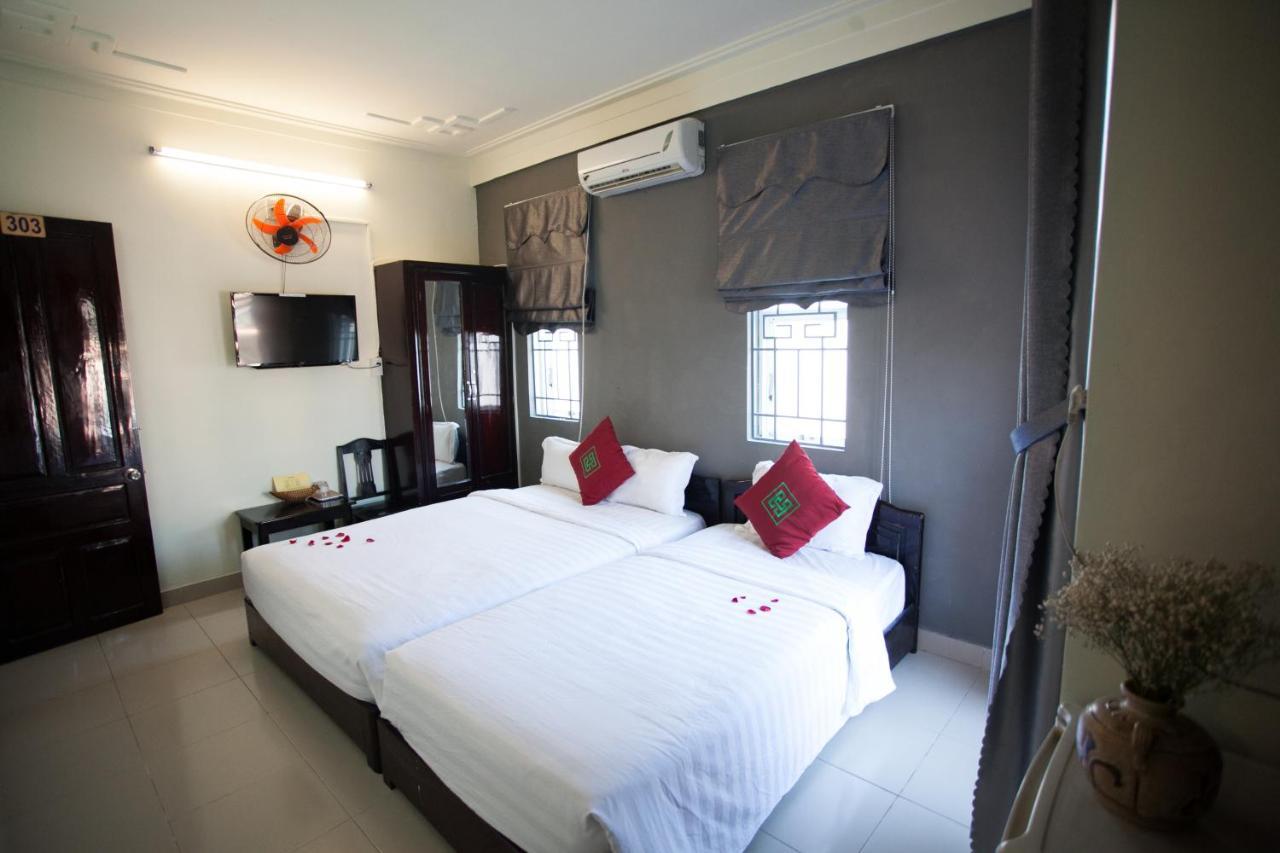 Hoang Trieu Hotel Hue Buitenkant foto