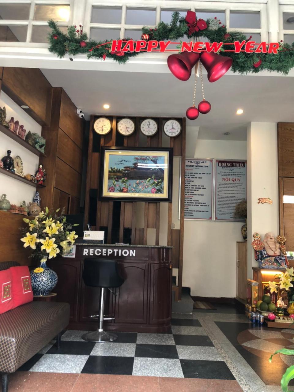 Hoang Trieu Hotel Hue Buitenkant foto